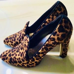 Stuart Weitzman heels Great condition Preowned